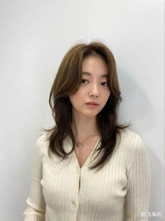 杨幂|杨幂的“公主切”造型,卷了半个娱乐圈