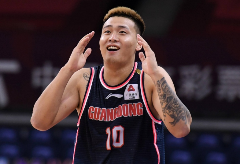 广东男篮|广东男篮大将被挖？北京首钢盯上夺冠功臣，天价签字费有点过高