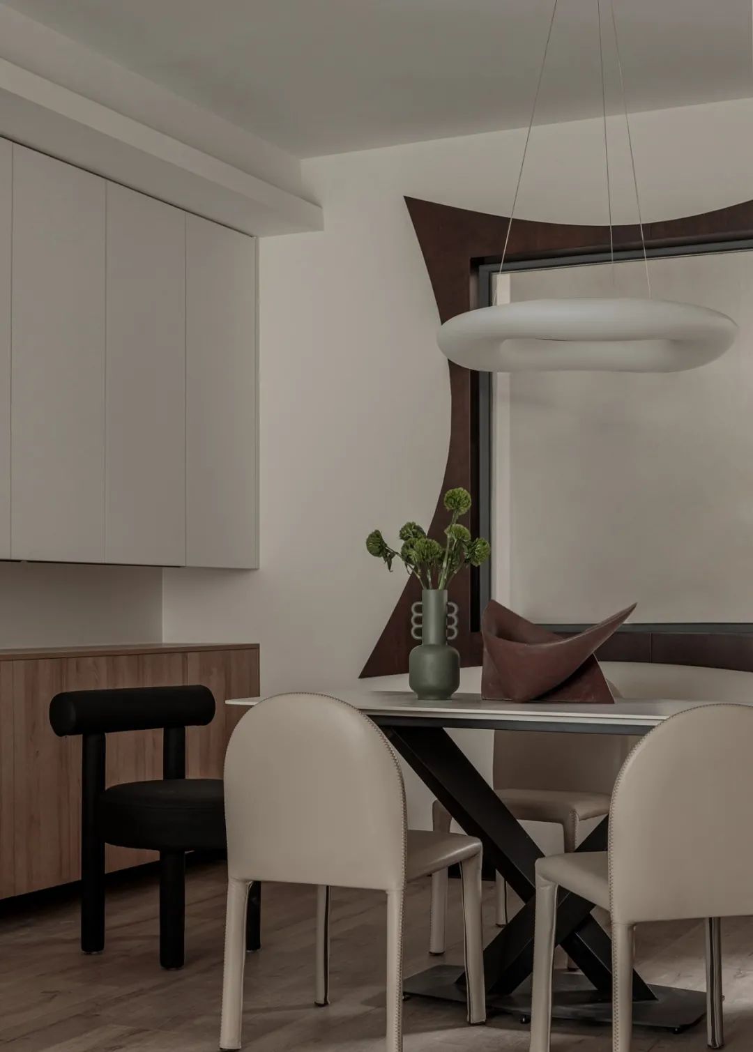 只因这4招!这个两居室,轻松营造出了夏日氛围感!