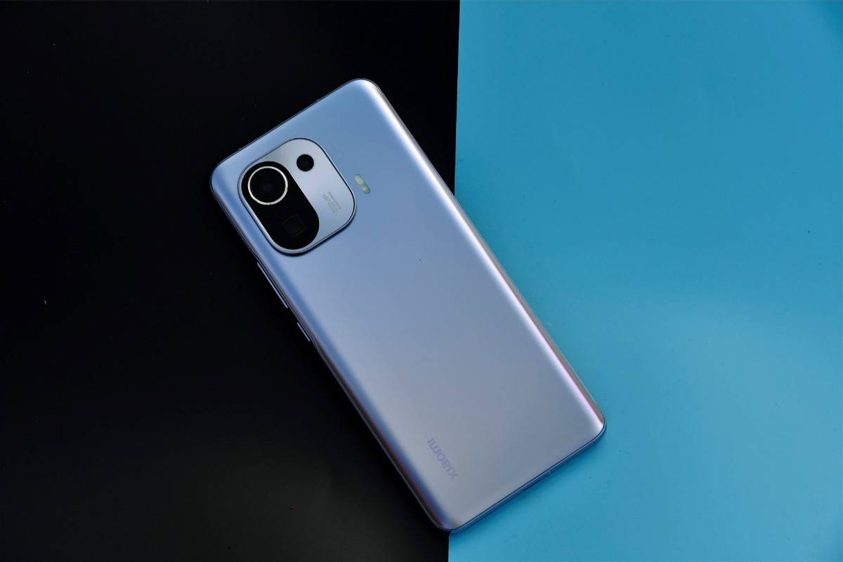 Windows|雷军顿足捶胸:从4699元跌至2099元,你们还不买吗?