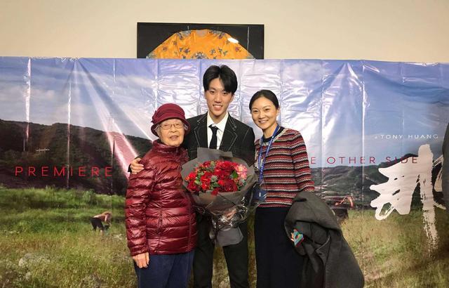 陈婷|陈婷带大儿子跟婆婆合影，豪门阔太还这么朴素，难怪婆婆这么喜欢