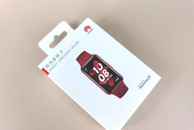 华为手环|不止是轻薄，华为手环7深度测评报告，选购前必读