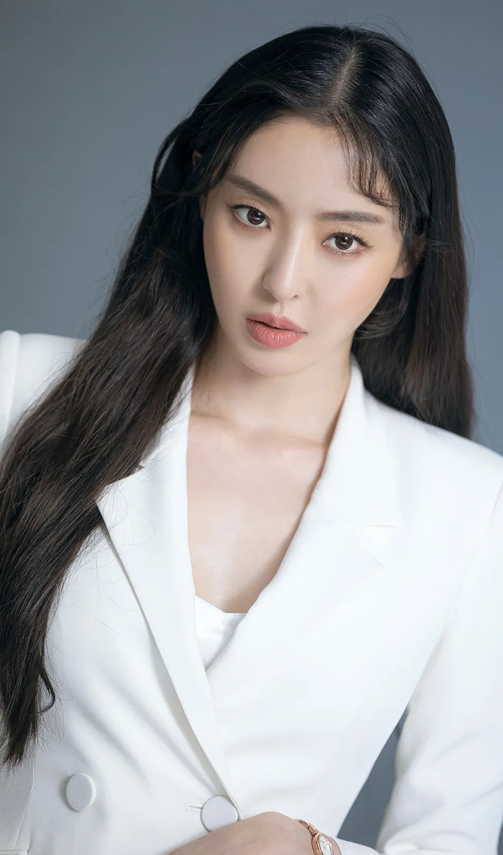 李亚鹏|李多熙,37岁至今单身的她,真正的韩国“白富美”女神