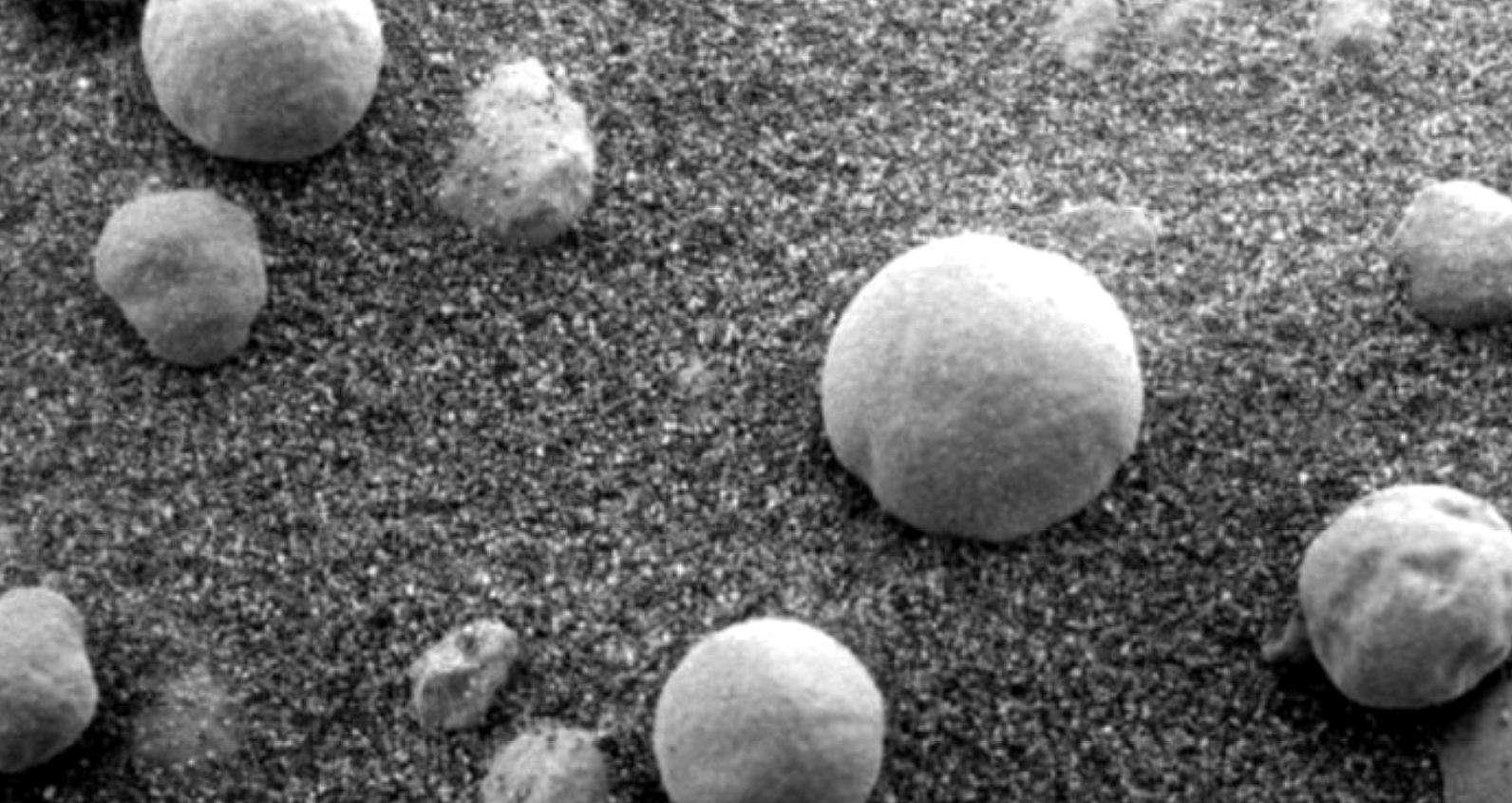 南极发现火星陨石,年龄长达40亿岁,1700万年前来到地球