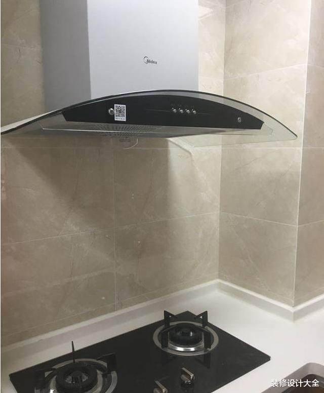 买的精装房终于等到交房了,进门就傻眼!精装房就这样?