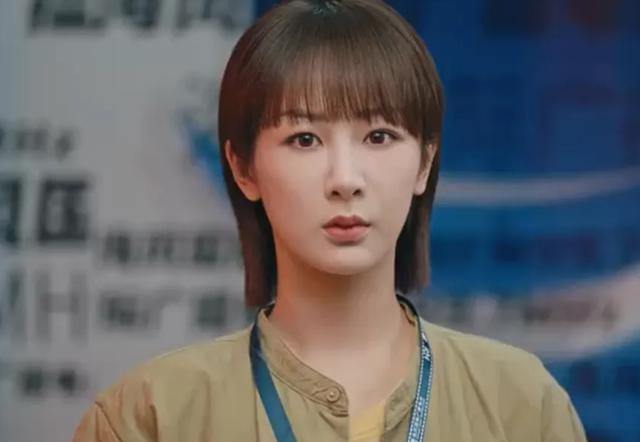 张雨绮|隆过鼻子的十位明星,张雨绮鼻梁变宽,毛晓彤很自然