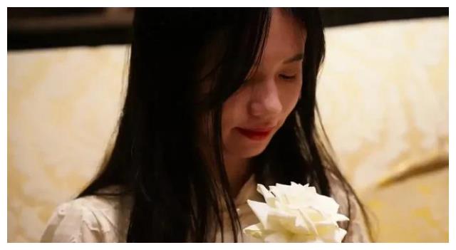 天祝|00后美女两年做41次伴娘，日薪2000元：入行要求让人想不到