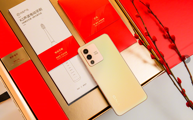 vivo|vivo年货节来啦！从入门到旗舰，这三款手机值得关注