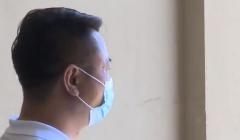 2019年,男子给女友转账百万去出差,归来发现女友已是第三次嫁人