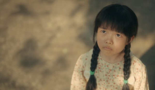 亲爱的小孩|《亲爱的小孩》里的禾禾,小戏骨郑颖娴,演技大赞