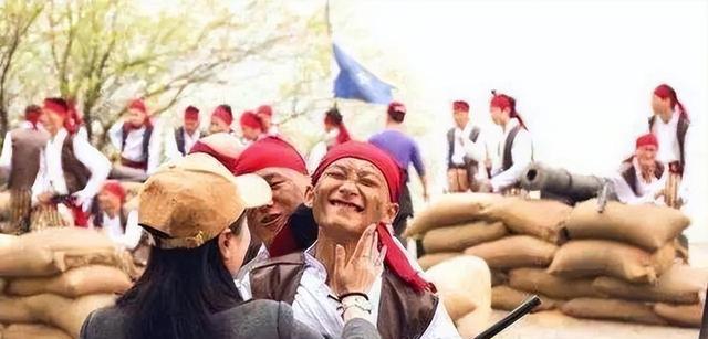 横店|“横店群演”现状:懒汉的乐园,光棍的世界,疯子的天堂,为啥?