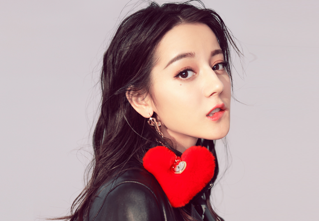 杰森·莫玛|热巴谈及择偶标准时,被问想嫁给谁,她的回答让很多男人望尘莫及