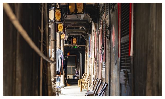 浙江省|浙江千年古村,祖源河南信阳,游客常误认为徽派村落