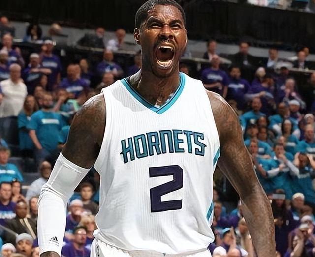 克里斯·保罗|05年保罗第四顺位进入NBA，排在他前面的成就如何？状元榜眼水货
