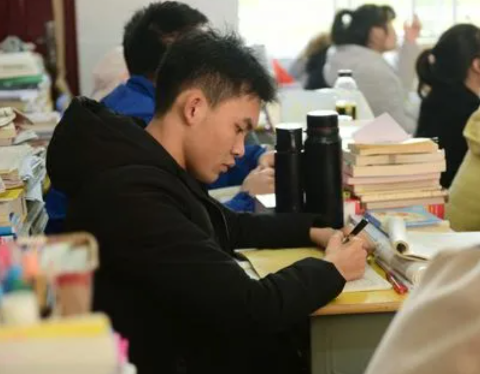 大学|大学将取消录取批次划分？一二本或成为过去式，今年有望实行新规