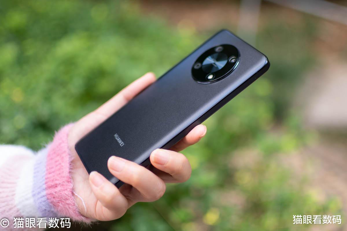 华为鸿蒙系统|千元价位也能买到安全长续航的鸿蒙手机?华为畅享50系列上手体验