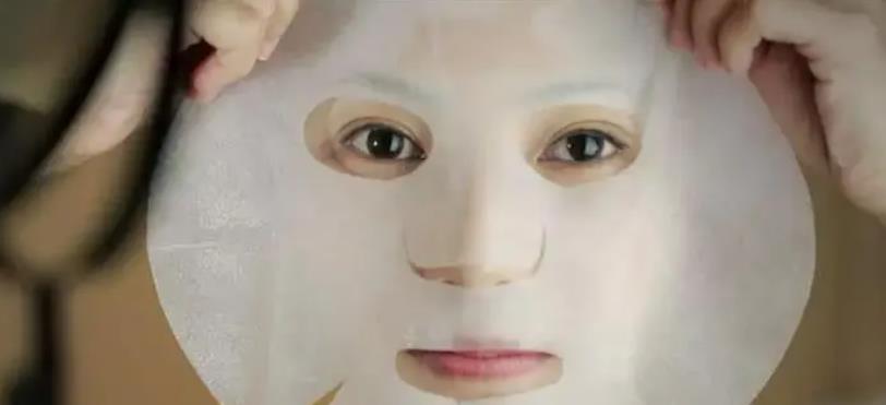 护肤品 皮肤好的女生，一般都会坚持5个护肤好习惯，尤其是最后一个