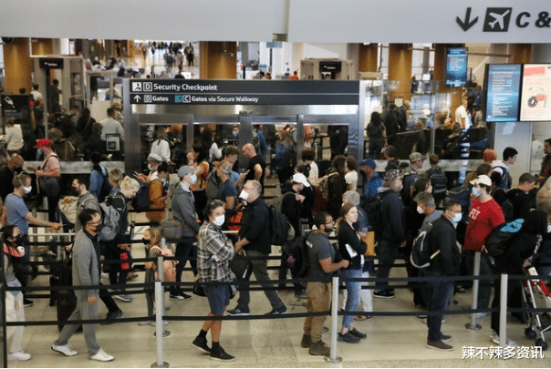 人物设定|面对旅客回归，航空业为何叫苦连天？