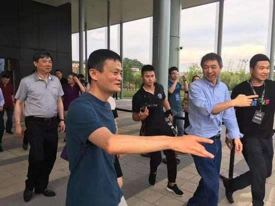 贾跃亭|击败谷歌！中企跻身世界第三，华为也不是对手