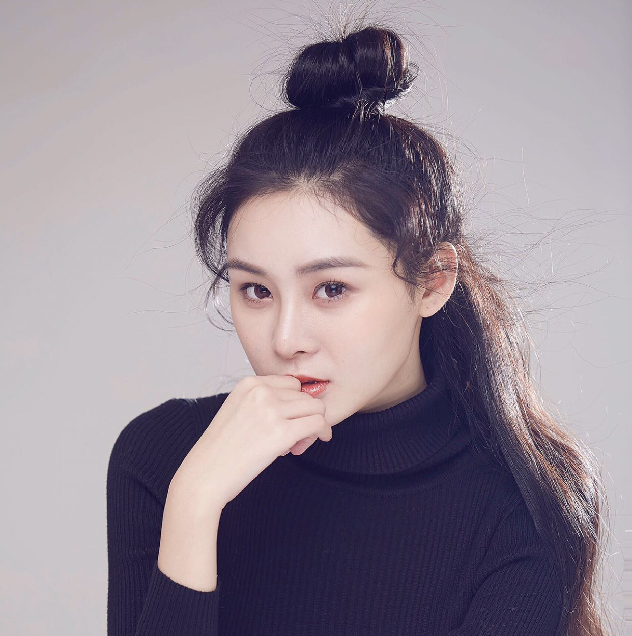 张颖颖|受到汪小菲张兰威胁不敢发声？张颖颖嘲笑大S傻为汪小菲生孩子