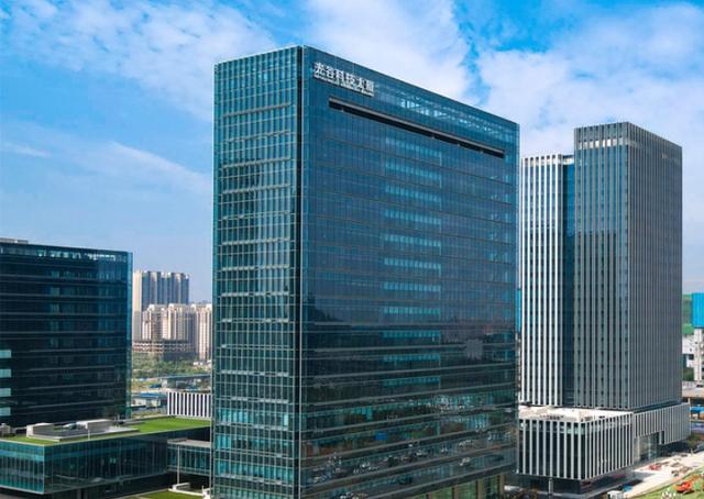 小米科技|小米、腾讯、OPPO等科创公司相继落户，光谷中心城成为万亿产业集群驱动中心