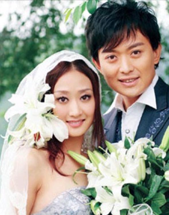 黄海冰|演员甄锡:当红时嫁大众男神黄海冰,8年生一双儿女,越活越美丽