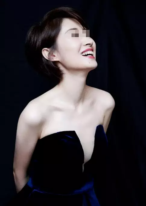 刘敏涛|47岁刘敏涛被拍车内和男子接吻,网友却大方祝福