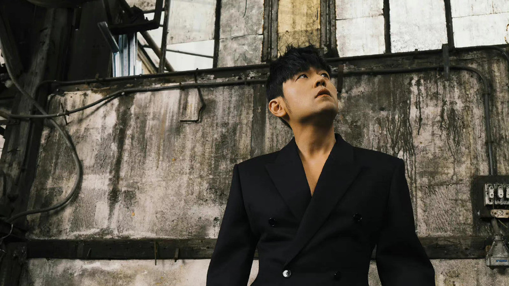 周杰伦|周杰伦曝光小时候的偶像，长大后就做自己的偶像，并与张学友合作