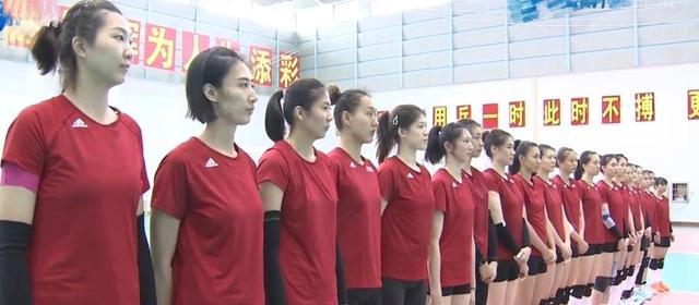李盈莹|中国女排主力主攻人选或已明朗，二传竞争激烈，李盈莹袁心玥领衔