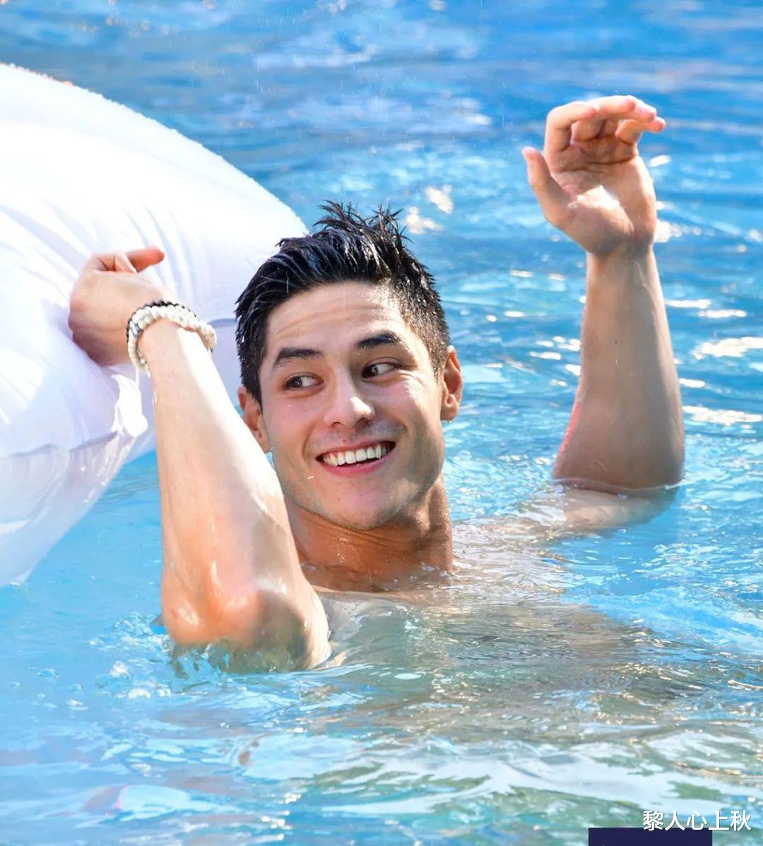 |混血儿健身男模特 Alex Wach，宁可枝头抱香死，何曾吹落北风中