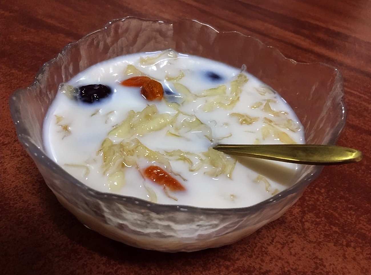 运动|多家医院联合声明：牛奶和2物同食，堪比“散结王”，乳腺结节患者不妨多吃