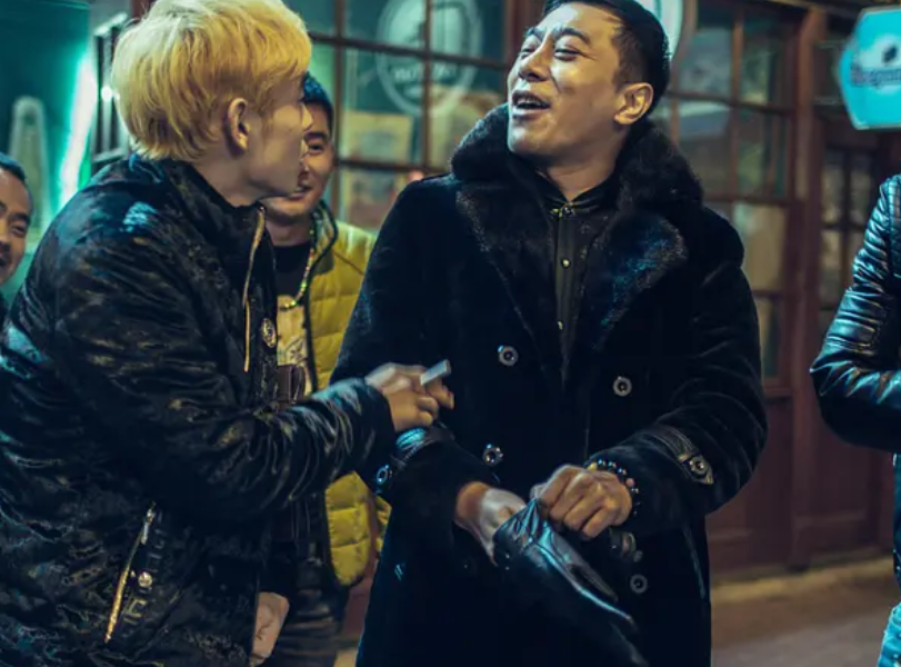 无证之罪|《无证之罪》是真上头,烧脑的同时剧情引入力强,沉浸感十足!