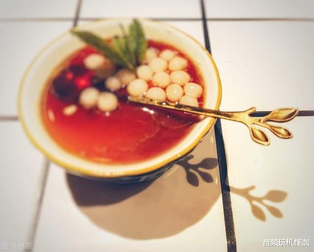 |从荣耀新机身上,洞悉出手机市场未来发展规律,来源于需求!