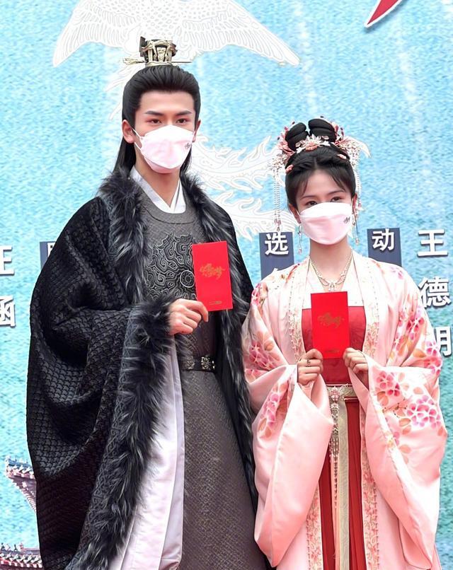 白梦妍|白鹿主演《宁安如梦》，讲述女主意外获得重生的故事？