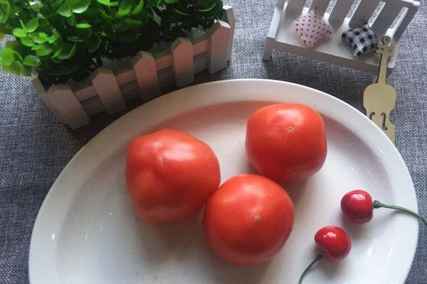 芹菜 46岁张女士，三个月成功减26斤！分享：常吃这些食物，越吃越瘦