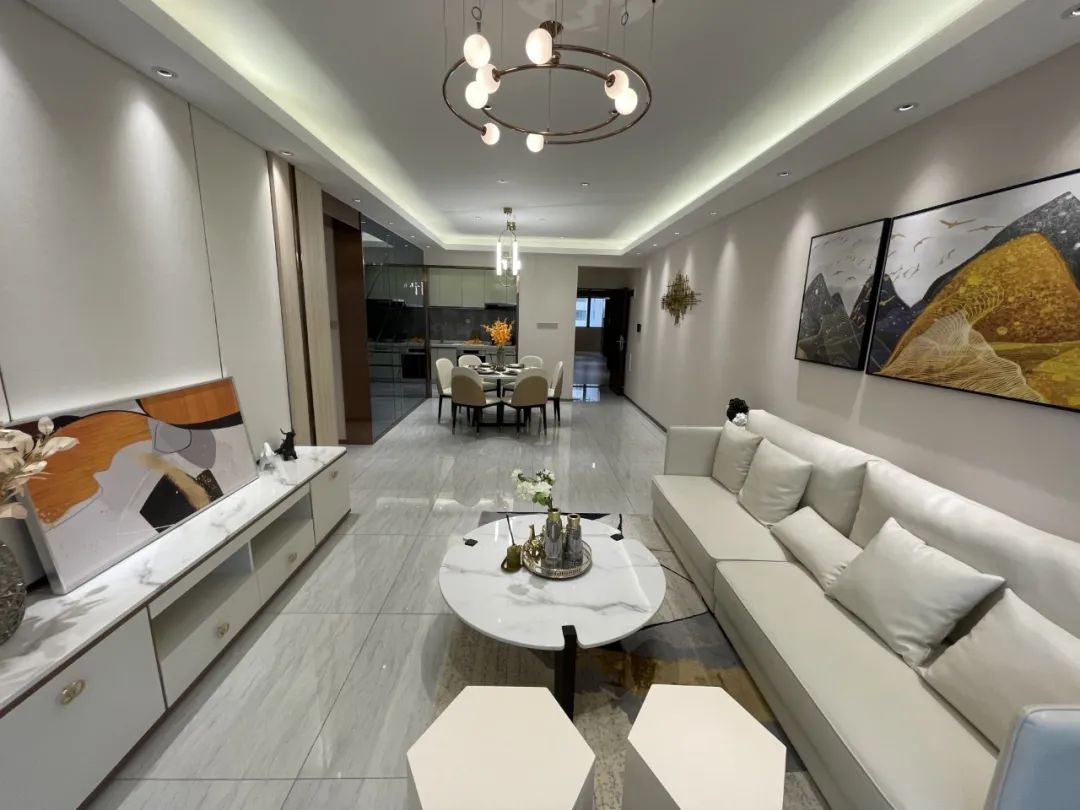 购房置业|想要“逛街自由”?肇庆这个自带商业综合体的楼盘,太香了!