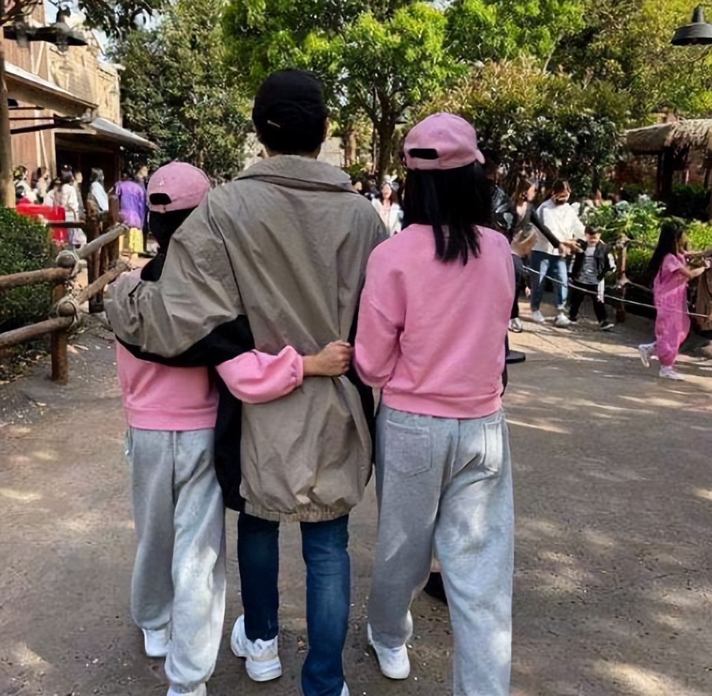 佟大为|佟大为卡点庆祝结婚14周年，晒夫妻户外野餐照，文案腻歪又俏皮