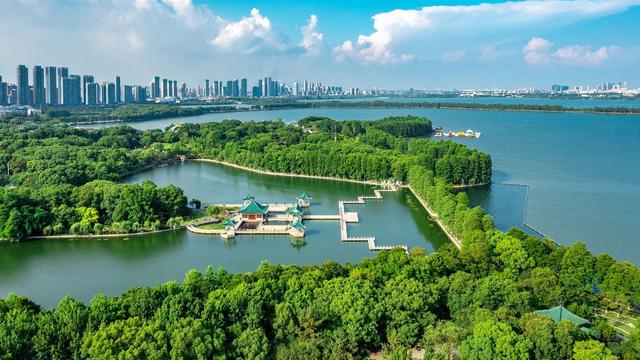 内蒙古|东湖听涛景区夜游模式上线,别犹豫,今晚就来