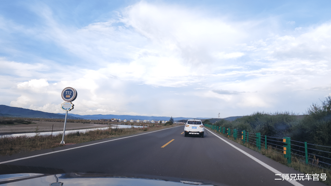 与世隔绝|十天假,两个人,一台车,我经历了一场怎样的川西自驾之旅?