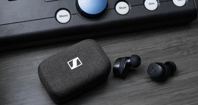 森海塞尔新旗舰无线耳机：新的设计，更多的功能，以及标志性声音