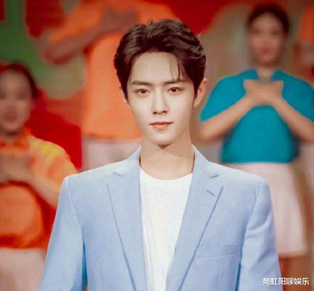 汪小菲|《东方网》评价肖战时尚大片，直言帅哥就是好，什么风格都可驾驭