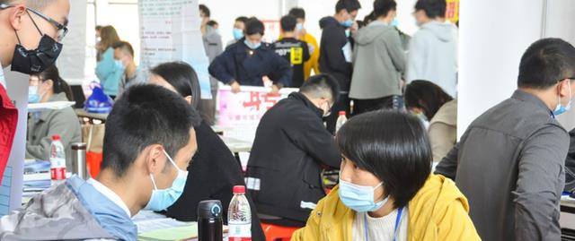 国企|又一国企开启社招,三类毕业生有“优选录取权”,年薪不低于10万