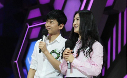 谢娜|她曾与张杰同居5年之久，两次扇谢娜的脸，如今两人都不愿同台！