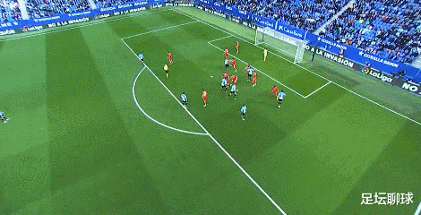骑士队|1-0！西班牙人爆发，乌拉圭中卫轰第2球，2-0完胜武磊，国足前锋旁观