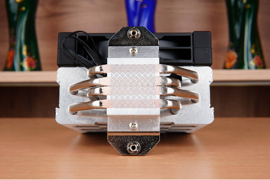 防火墙|玄冰400的继承人来了？九州风神冰立方400开箱评测