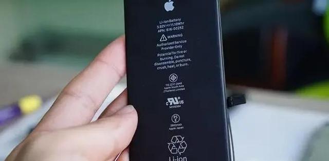 手机电池|为何当年可拆卸的手机电池明明很方便，却几乎一夜间都不可拆卸了