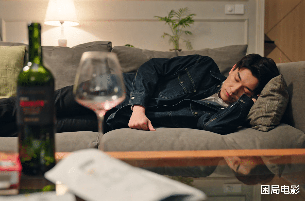 我的秘密室友|《我的秘密室友》播出2天，连夜刷了8集，这才是观众需要的奇幻剧