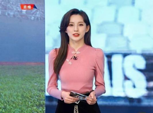 春晚|春晚主持马凡舒成董卿接班人!穿短裙回归节目堪比女明星,气质佳