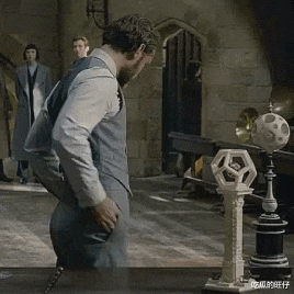 裘德·洛|花心“裘花”：6个孩子4个妈，美貌基因都给女儿，儿子方脸还油腻