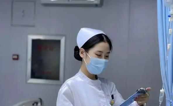 医生|男生想娶的女生职业排行,会计无奈垫底,榜首意外受到婆婆青睐